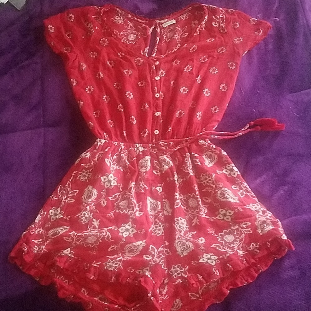 Hollister romper